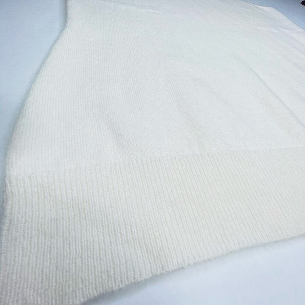 in Cashmere women’s 100% Cashmere turtleneck tank sweater L whisper white New - Picture 10 of 10